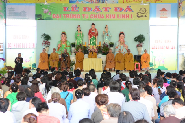 Chùa Giác Ngộ: Hơn 1000 Phật tử hành hương thập tự đầu năm Ất Mùi