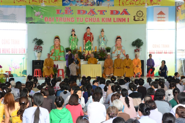 Chùa Giác Ngộ: Hơn 1000 Phật tử hành hương thập tự đầu năm Ất Mùi