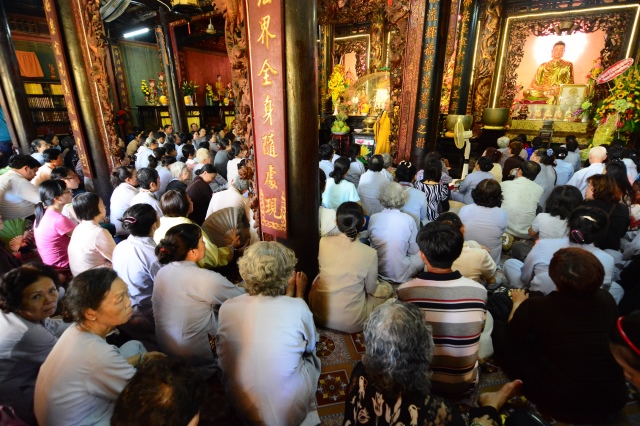 Chùa Giác Ngộ: Hơn 1000 Phật tử hành hương thập tự đầu năm Ất Mùi