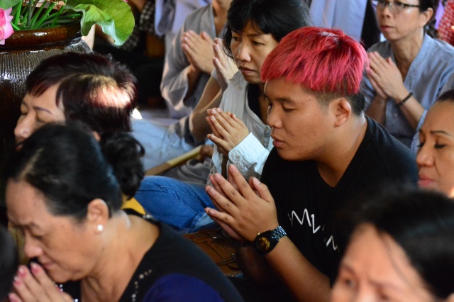 Chùa Giác Ngộ: Hơn 1000 Phật tử hành hương thập tự đầu năm Ất Mùi