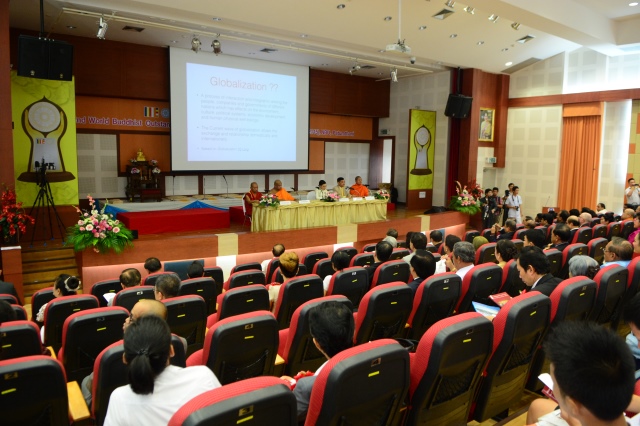 TT. Thích Nhật Từ nhận giải thưởng &quot;Lãnh Đạo Xuất Sắc Phật Giáo Thế Giới&quot; tại Thái Lan