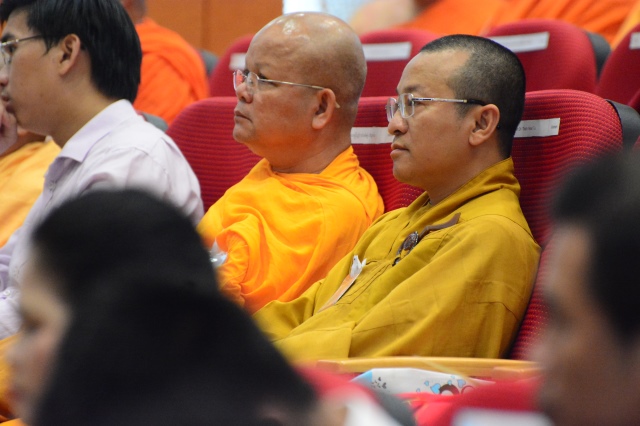 TT. Thích Nhật Từ nhận giải thưởng &quot;Lãnh Đạo Xuất Sắc Phật Giáo Thế Giới&quot; tại Thái Lan