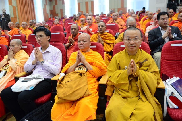 TT. Thích Nhật Từ nhận giải thưởng &quot;Lãnh Đạo Xuất Sắc Phật Giáo Thế Giới&quot; tại Thái Lan
