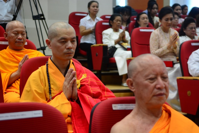 TT. Thích Nhật Từ nhận giải thưởng &quot;Lãnh Đạo Xuất Sắc Phật Giáo Thế Giới&quot; tại Thái Lan