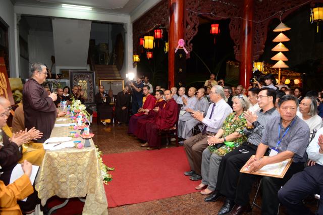 TP.HCM: Tưng bừng khai mạc Lễ hội Văn hóa Dân tộc và Phật giáo &#039;Xuân Phương Nam&#039;