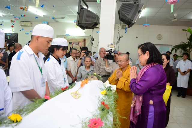 Xúc động lễ tri ân những người đã hiến xác cho khoa học