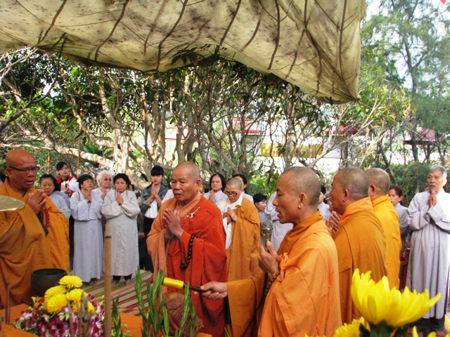 Khánh Hòa: Lễ Đặt đá khởi công Đại trùng tu chùa Từ Tôn (Hòn Đỏ)