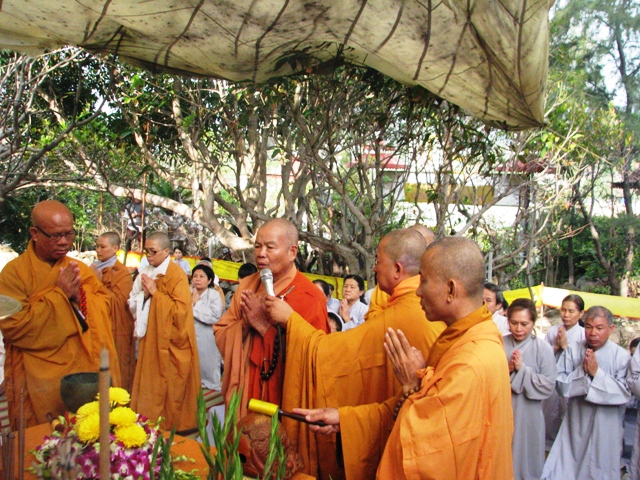 Khánh Hòa: Lễ Đặt đá khởi công Đại trùng tu chùa Từ Tôn (Hòn Đỏ)