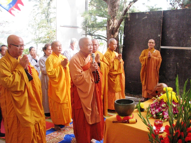 Khánh Hòa: Lễ Đặt đá khởi công Đại trùng tu chùa Từ Tôn (Hòn Đỏ)