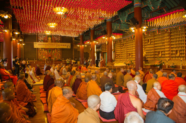 Hàn Quốc: chư tôn đức Tăng già 20 nước trên thế giới viếng thăm Tổ đình Bongeunsa hơn nghìn năm tuổi