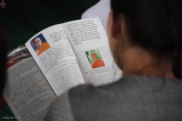 Thái Lan: Chùm ảnh Sự kiện Ngày Trái Đất tổ chức tại Tu viện viện Wat Phra Dhammakaya, Bangkok