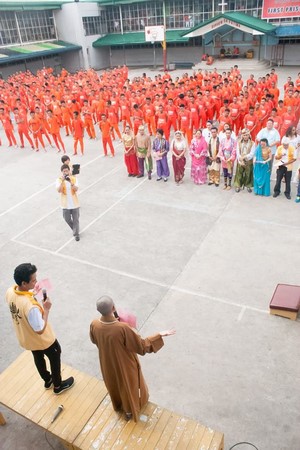 Philippines: Chùm ảnh Kính mừng Phật đản PL. 2559 tại nhà tù Cebu