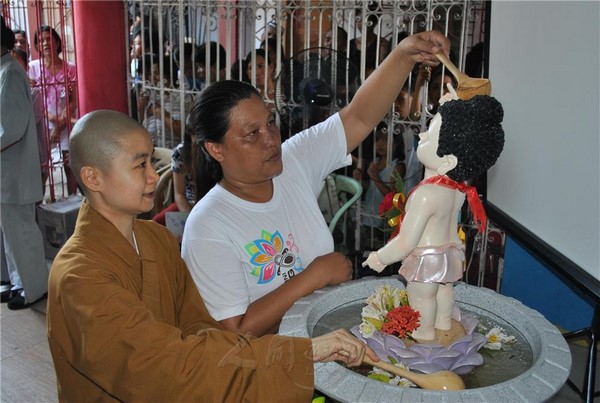 Philippines: Lễ Phật đản tại ngôi Làng chài Barangay