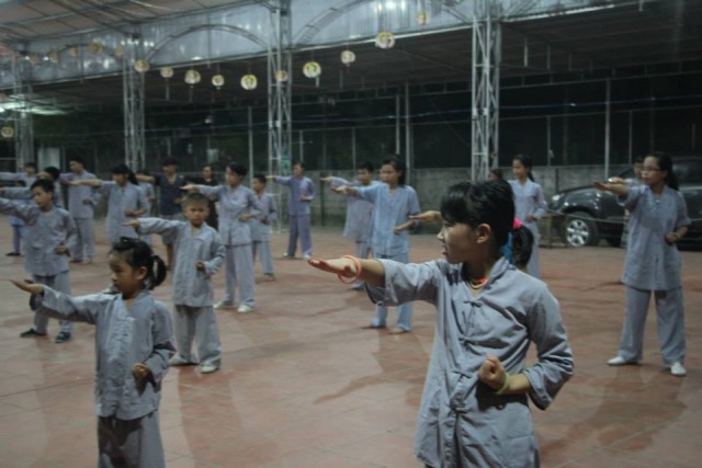 Thái Bình: Nhà chùa mở lớp học Phật pháp và lớp học võ cho các em nhỏ