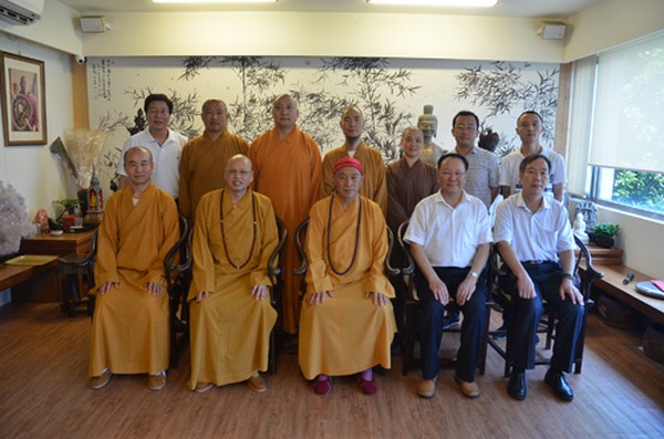 Đài Loan: Chùm ảnh chuyến viếng thăm của Phái đoàn Phật giáo Tp. Hạ Môn, TQ