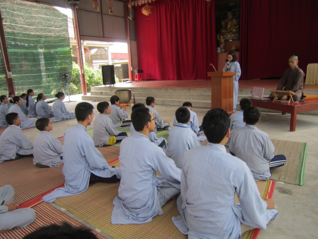 Thái Bình:  Khóa tu “Hơi thở bình an” tại chùa Phúc Minh