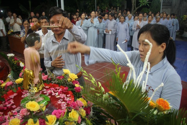 Thái Bình: Một số chùa tổ chức Đại lễ Phật đản PL.2559 - DL.2015