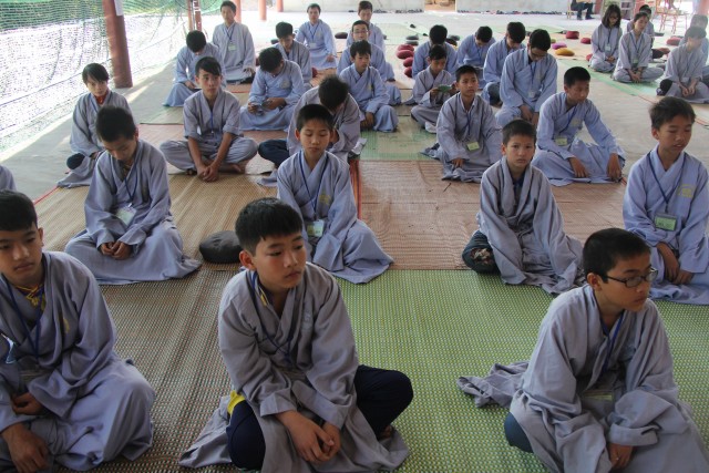 Thái Bình:  Khóa tu “Hơi thở bình an” tại chùa Phúc Minh