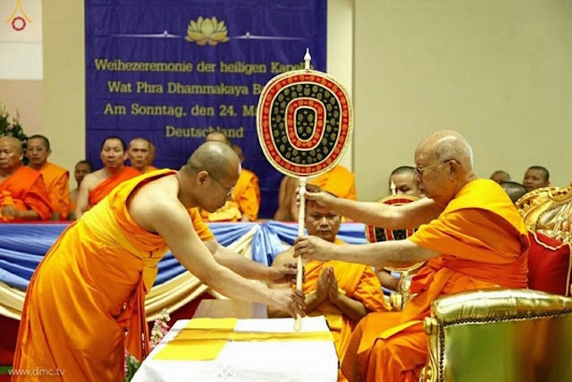 Đức Quốc: Chùm ảnh Lễ Loknimit Okpattsima tại chùa  Wat Phra Dhammakaya, bang Bavaria