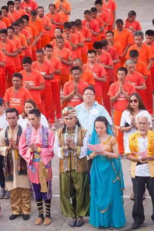 Philippines: Chùm ảnh Kính mừng Phật đản PL. 2559 tại nhà tù Cebu