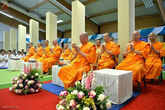 Đức Quốc: Chùm ảnh Lễ Loknimit Okpattsima tại chùa  Wat Phra Dhammakaya, bang Bavaria