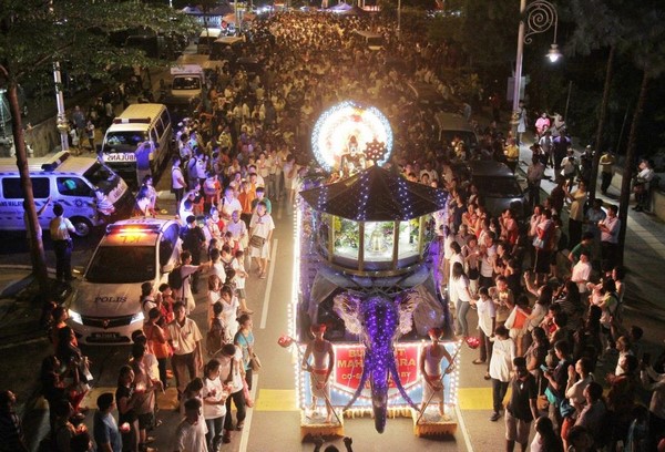 Malaysia: Không khí vui nhộn ngày Kính mừng Phật đản PL. 2559