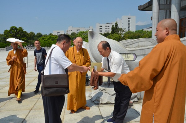 Đài Loan: Chùm ảnh chuyến viếng thăm của Phái đoàn Phật giáo Tp. Hạ Môn, TQ