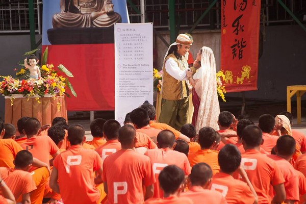 Philippines: Chùm ảnh Kính mừng Phật đản PL. 2559 tại nhà tù Cebu