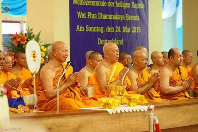Đức Quốc: Chùm ảnh Lễ Loknimit Okpattsima tại chùa  Wat Phra Dhammakaya, bang Bavaria