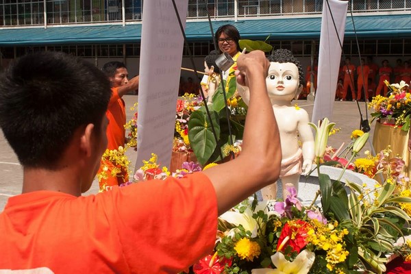 Philippines: Chùm ảnh Kính mừng Phật đản PL. 2559 tại nhà tù Cebu