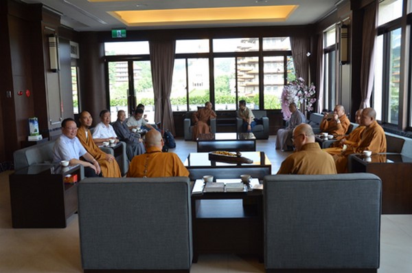 Đài Loan: Chùm ảnh chuyến viếng thăm của Phái đoàn Phật giáo Tp. Hạ Môn, TQ