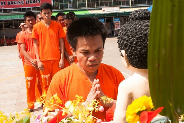 Philippines: Chùm ảnh Kính mừng Phật đản PL. 2559 tại nhà tù Cebu