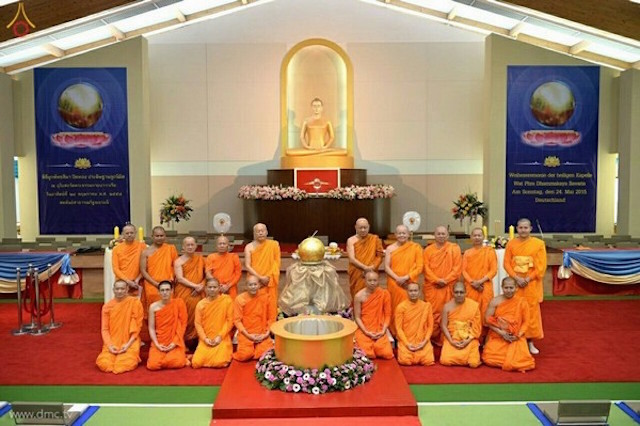 Đức Quốc: Chùm ảnh Lễ Loknimit Okpattsima tại chùa  Wat Phra Dhammakaya, bang Bavaria