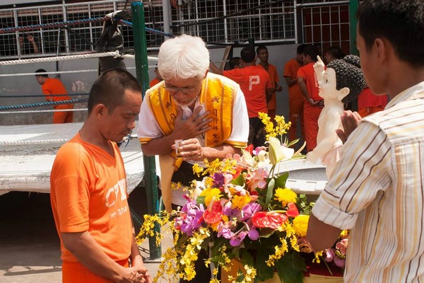 Philippines: Chùm ảnh Kính mừng Phật đản PL. 2559 tại nhà tù Cebu