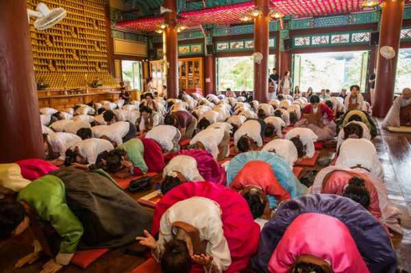 Hàn Quốc: Chùm ảnh Đàn truyền giới cho 300 giới tử sinh viên tại Phụng Ân Tự