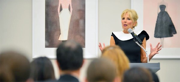 Hàn Quốc: Phu nhân Phó Tổng thống Hoa Kỳ viếng thăm chùa Jingwansa