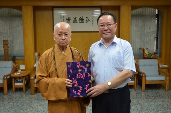 Đài Loan: Chùm ảnh chuyến viếng thăm của Phái đoàn Phật giáo Tp. Hạ Môn, TQ