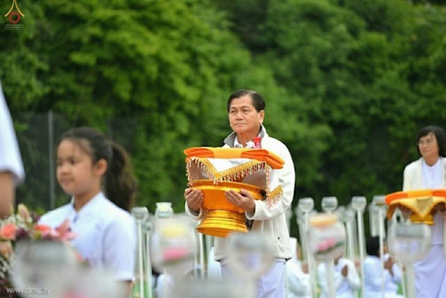 Đức Quốc: Chùm ảnh Lễ Loknimit Okpattsima tại chùa  Wat Phra Dhammakaya, bang Bavaria