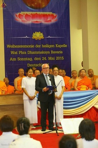 Đức Quốc: Chùm ảnh Lễ Loknimit Okpattsima tại chùa  Wat Phra Dhammakaya, bang Bavaria