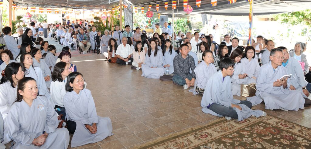 Hoa Kỳ: đại lễ Phật đản muộn nhất tại Tu Viện Huyền Không, San Jose Pl 2559