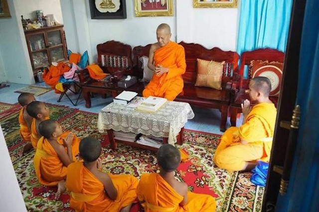 Thái Lan Chú tiểu 8 tuổi thuộc lòng Tứ Diệu Đế