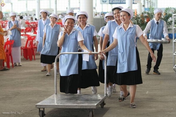 Thái Lan: Chùm ảnh Sự kiện Ngày Trái Đất tổ chức tại Tu viện viện Wat Phra Dhammakaya, Bangkok