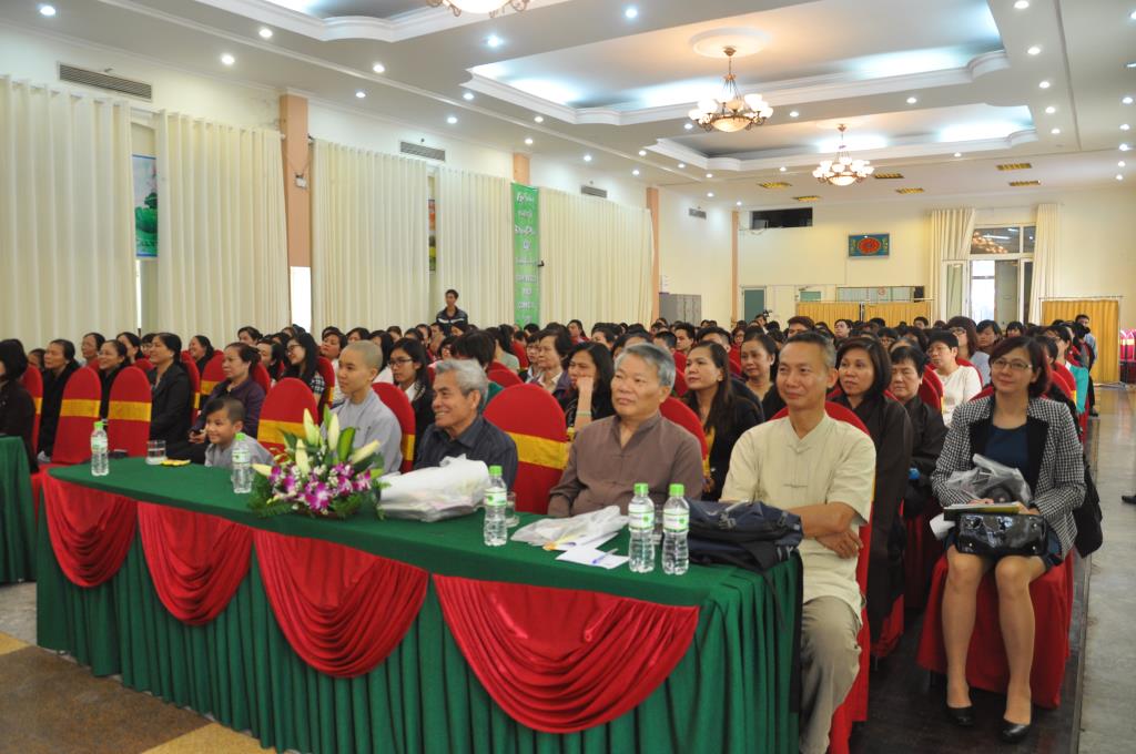 Hà Nội: Đại đức Thích Đồng Thành chia sẻ pháp thoại Tình Người Nơi Công Sở