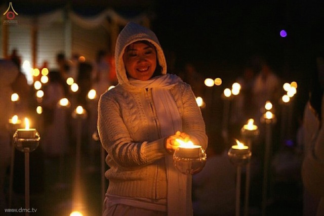 Đức Quốc: Chùm ảnh Lễ Loknimit Okpattsima tại chùa  Wat Phra Dhammakaya, bang Bavaria
