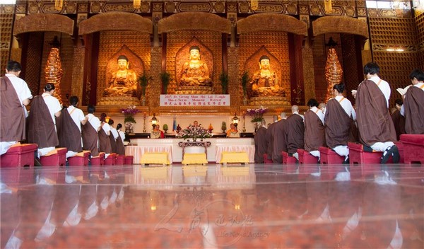 Hoa Kỳ: Phật Quang Tây Lai Tự đăng ký xuất gia ngắn hạn đạt kỷ lục
