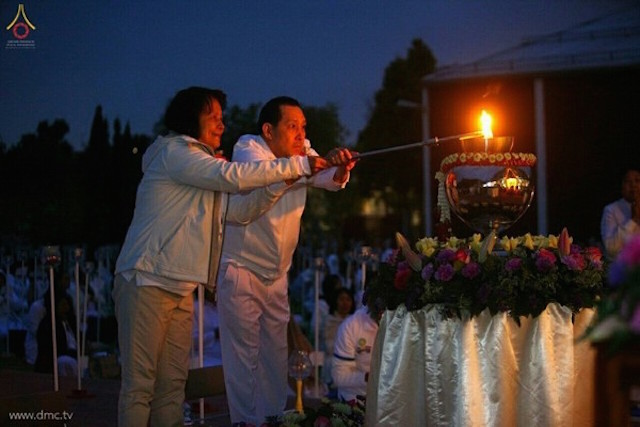 Đức Quốc: Chùm ảnh Lễ Loknimit Okpattsima tại chùa  Wat Phra Dhammakaya, bang Bavaria