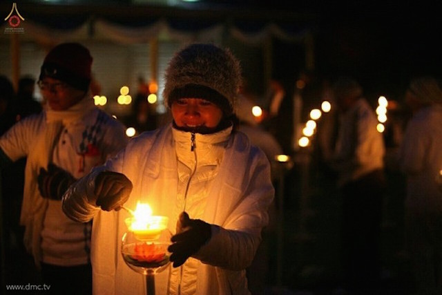 Đức Quốc: Chùm ảnh Lễ Loknimit Okpattsima tại chùa  Wat Phra Dhammakaya, bang Bavaria