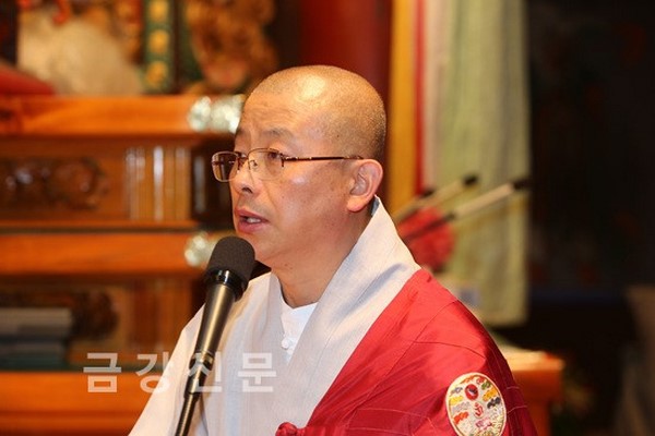 Hàn Quốc: Chùm ảnh Tổ đình Guinsa Thiền phái Thiên Thai mừng ngày Phật đản PL. 2559