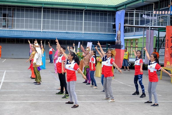 Philippines: Chùm ảnh Kính mừng Phật đản PL. 2559 tại nhà tù Cebu