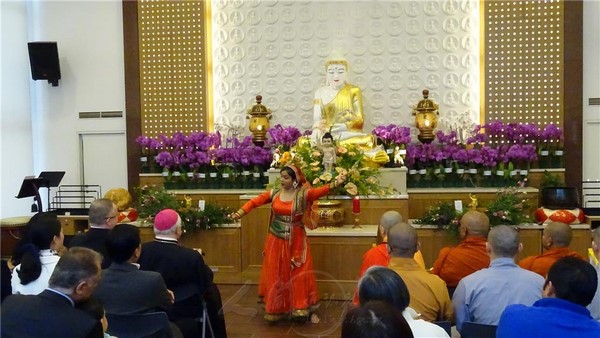 Áo: Tổng Giám Mục Vatican tham dự Đại lễ Phật đản PL. 2559 tại Vienna